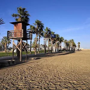 ahrentals-apartamento-150-mtrs-playa-piscina-parking.catalonia-hotels.com/